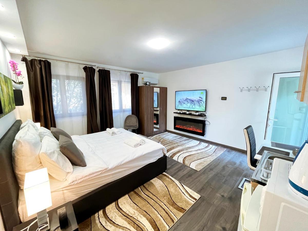 Nyuszis Apartman Kiskunmajsa Exterior foto