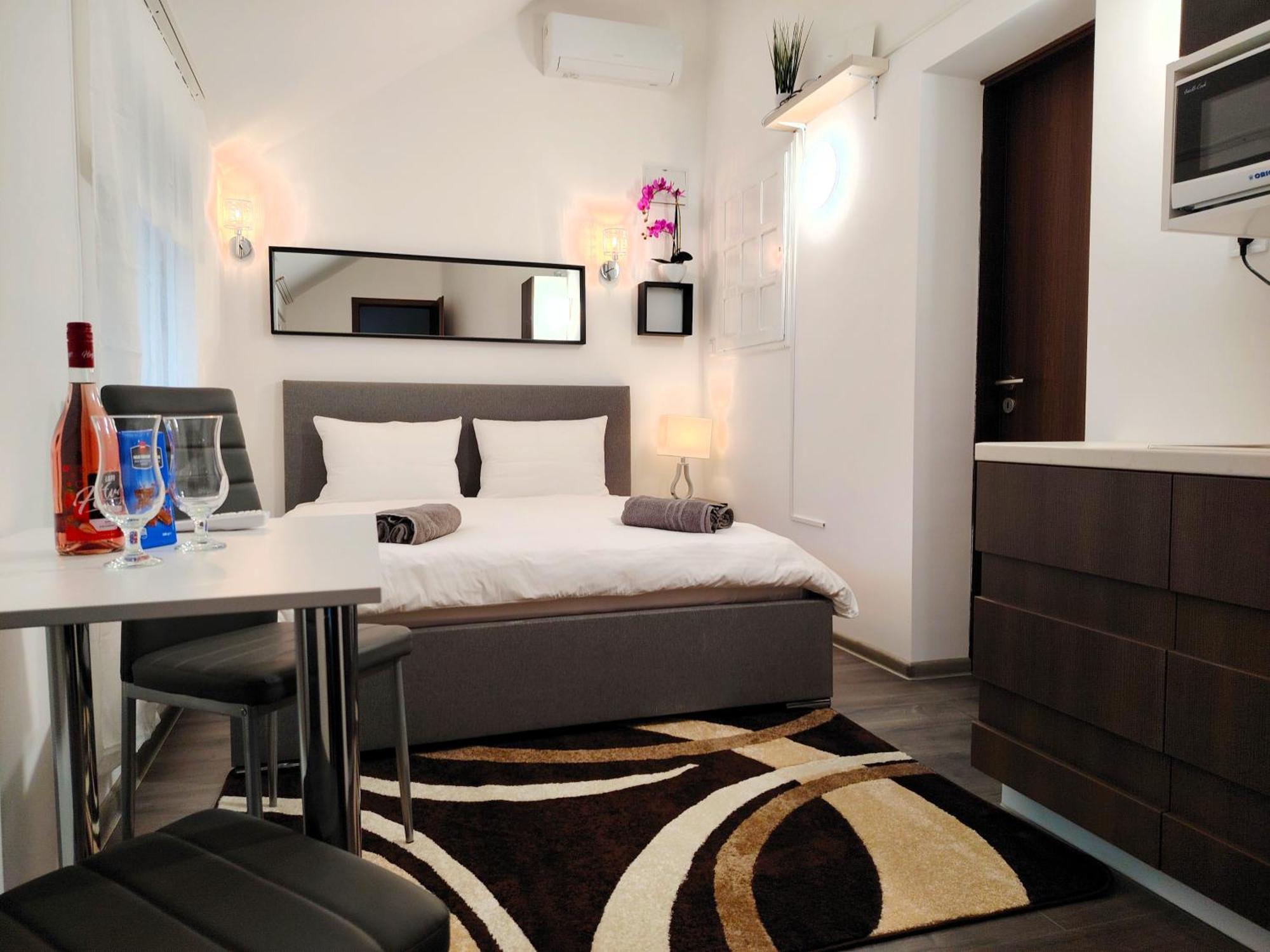 Nyuszis Apartman Kiskunmajsa Exterior foto